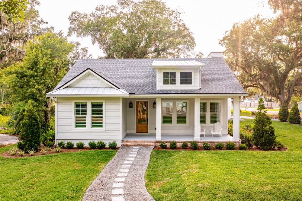 House with a walkway